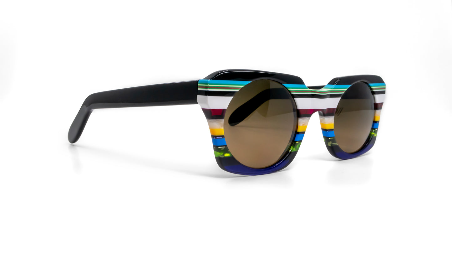 Multi-shaped 2943 La Bleu Sunglasses