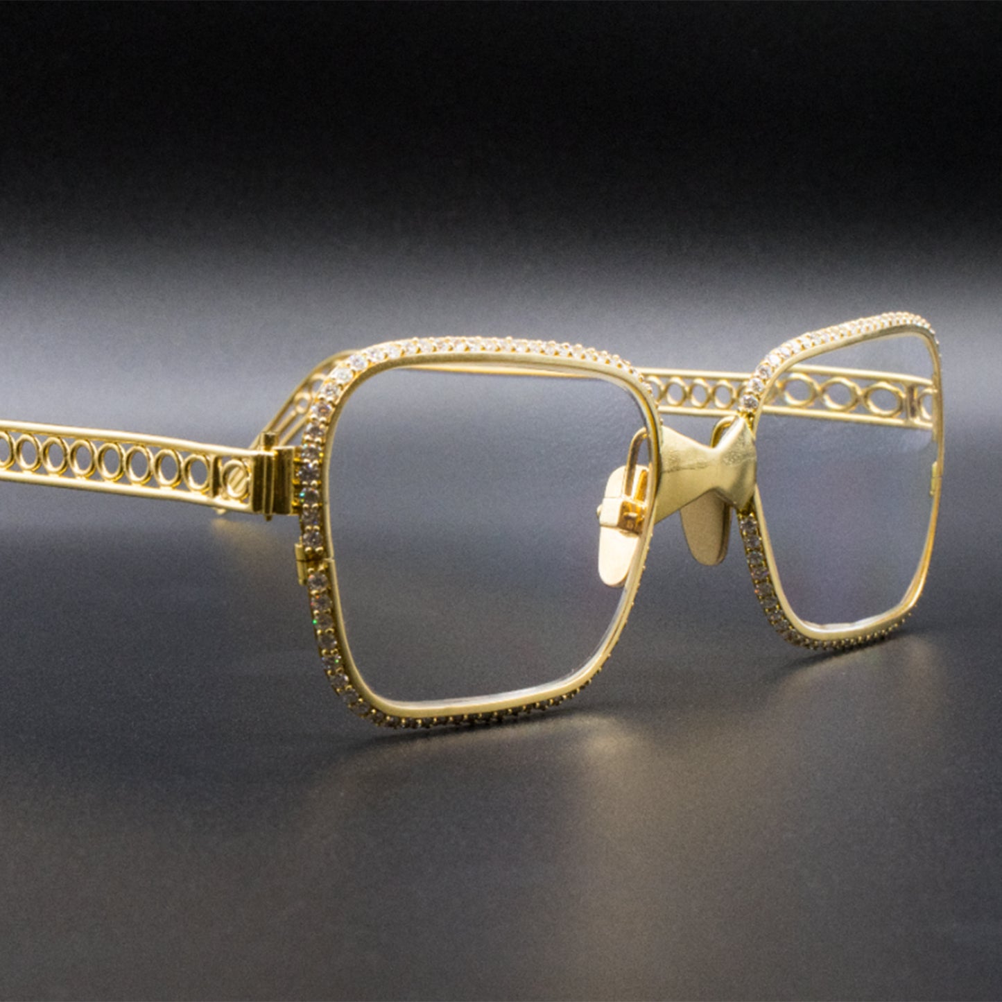 18k Gold Frame with Natural Diamonds Totaling 5Ct