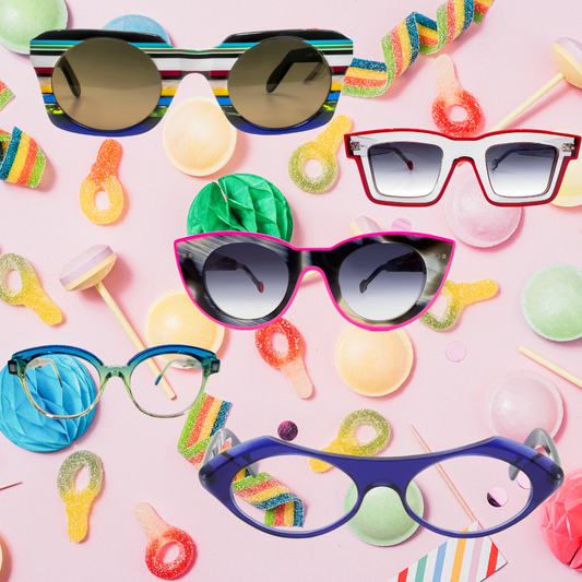 Oversized glasses and bold statement frames.