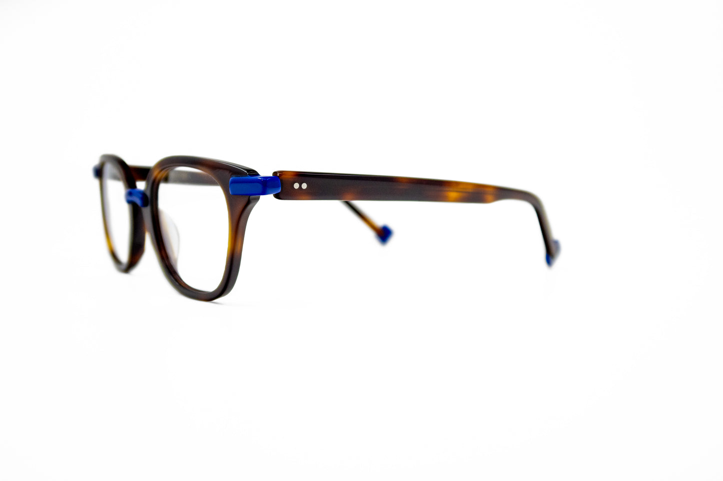 Hana Pierre eyeglasses
